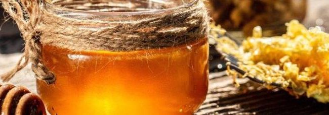 pot de miel d'acacia à base de safran